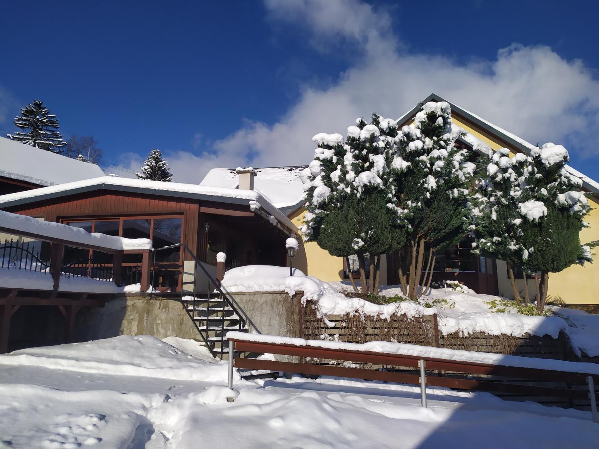 Ubytovani U Bohouse Jilemnice Dış mekan fotoğraf