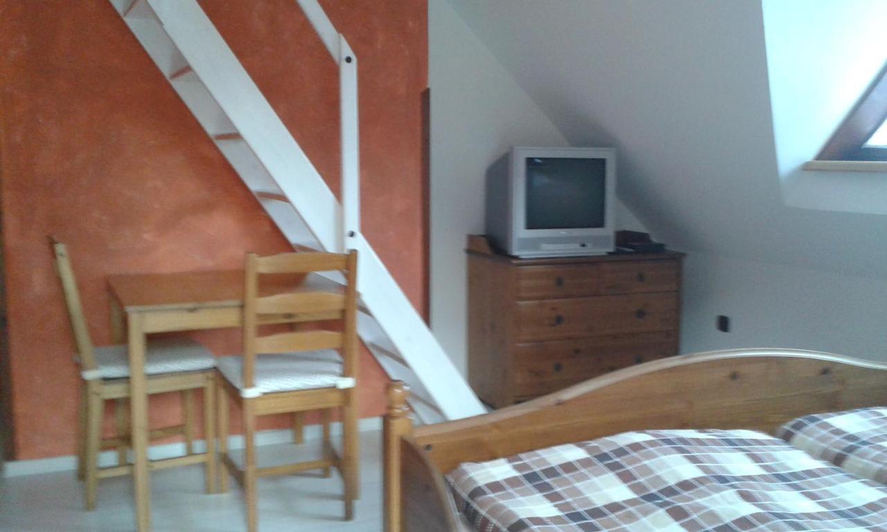 Ubytovani U Bohouse Jilemnice Dış mekan fotoğraf